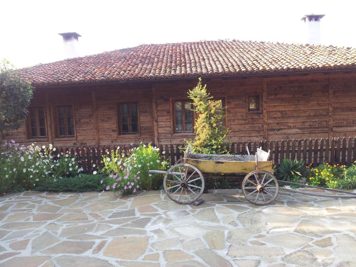 Кьща За Гости Свети Никола Hotel Zheravna Exterior photo
