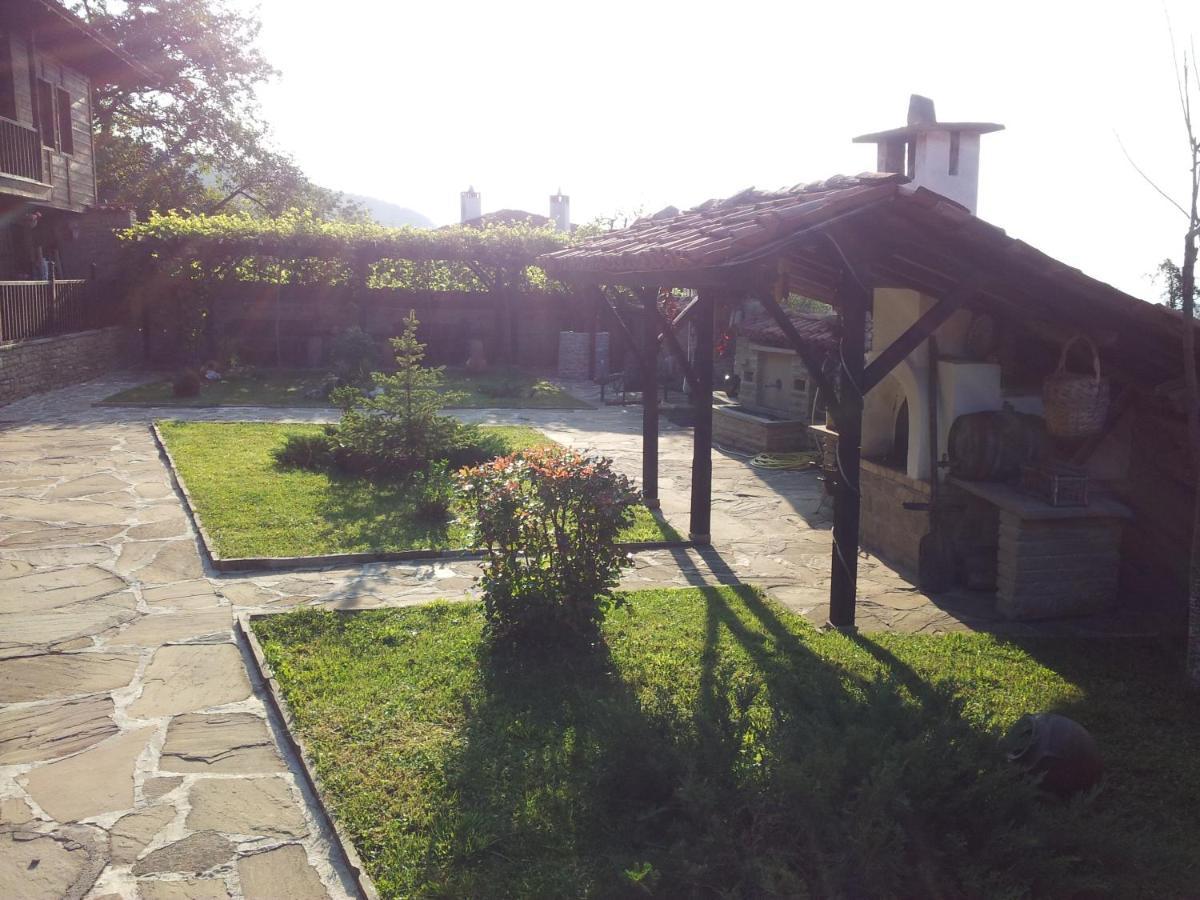 Кьща За Гости Свети Никола Hotel Zheravna Exterior photo